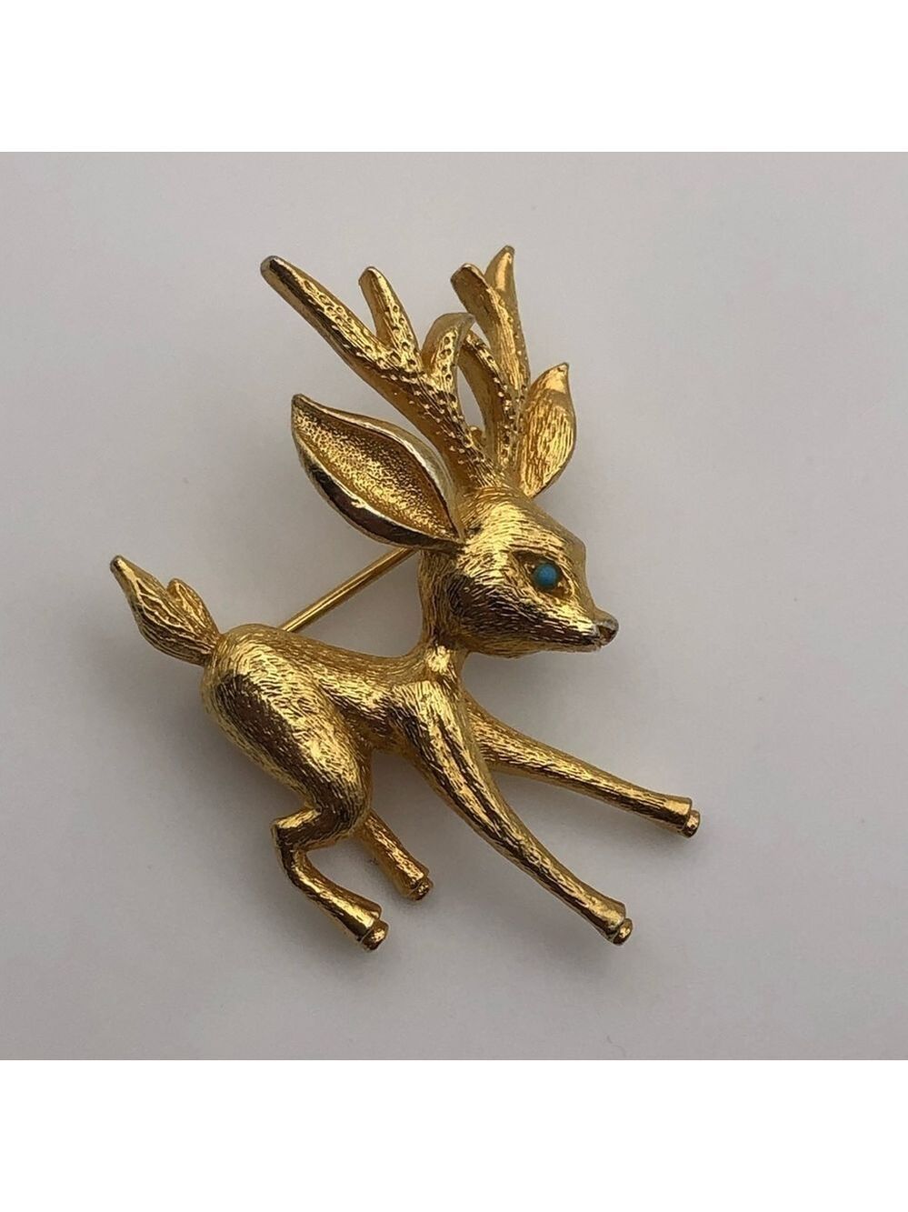 VTG Gold Tone Blue Eye Reindeer Christmas Holiday Brooch 1.9”